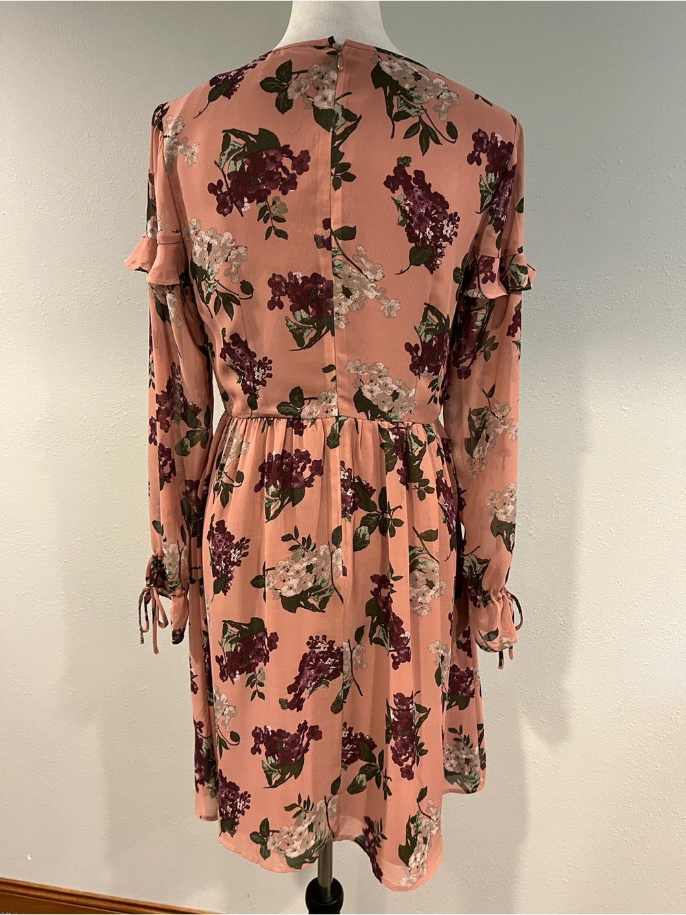 Loft Floral Long Sleeve knee length size 2 - Picture 6 of 12